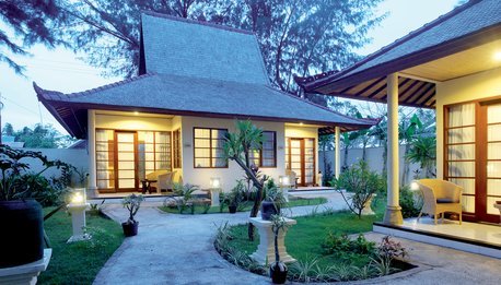Villa Almarik Resort - Indonesia