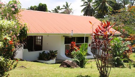 Daniella’s Bungalows guest House - Seychelles