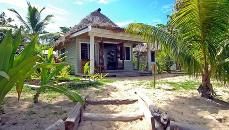 Blue Lagoon Beach Resort - Isole Fiji