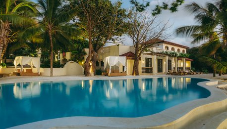 Swahili Beach Resort - Kenya